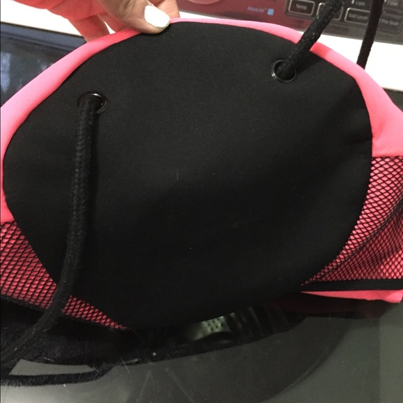 VS Backpack - Picture 4 of 8